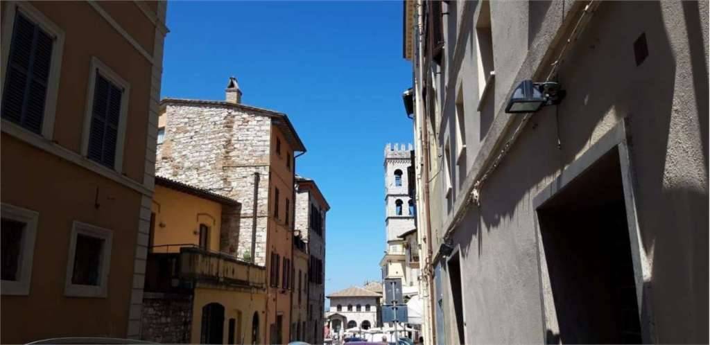 Capannone Centro Storico, Assisi