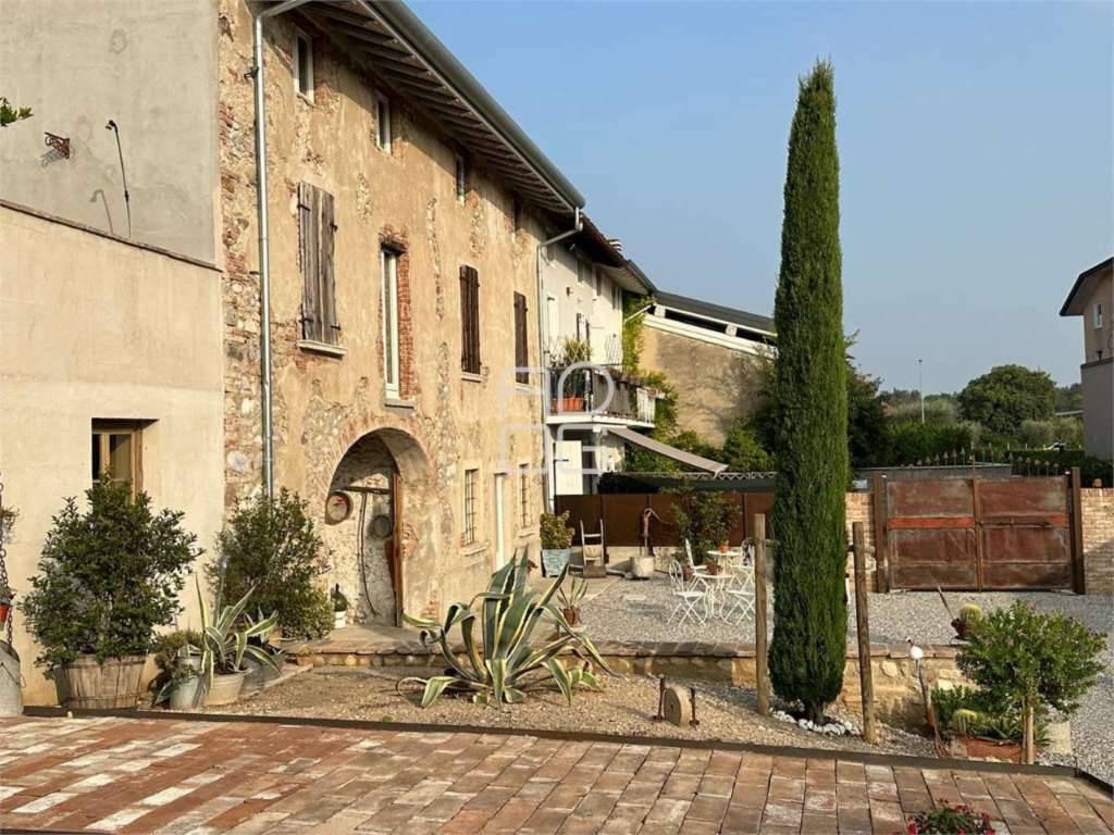 Villa Via Ettore Andreis, Desenzano del Garda