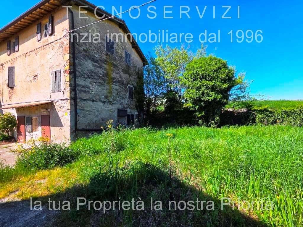 Porzione di casa Magazzino, Savignano sul Panaro