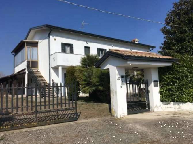 Appartamento Via Monte Berico, Campolongo Maggiore