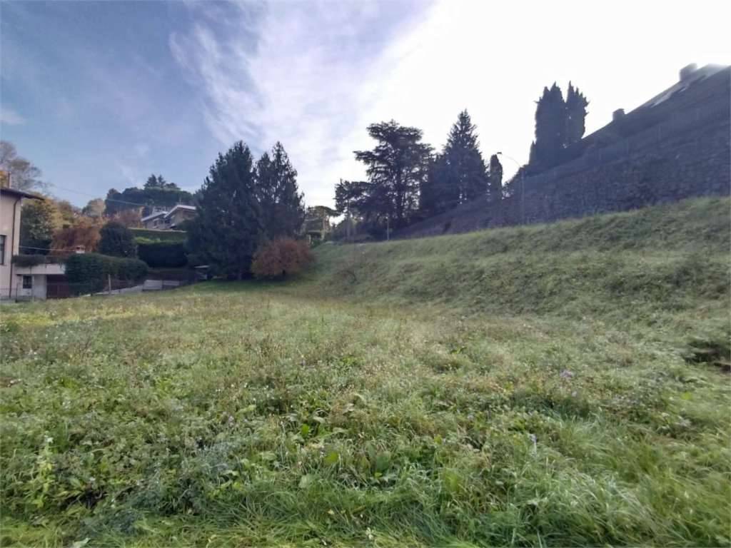 Terreno edificabile Via Primo Maggio, Oggiono