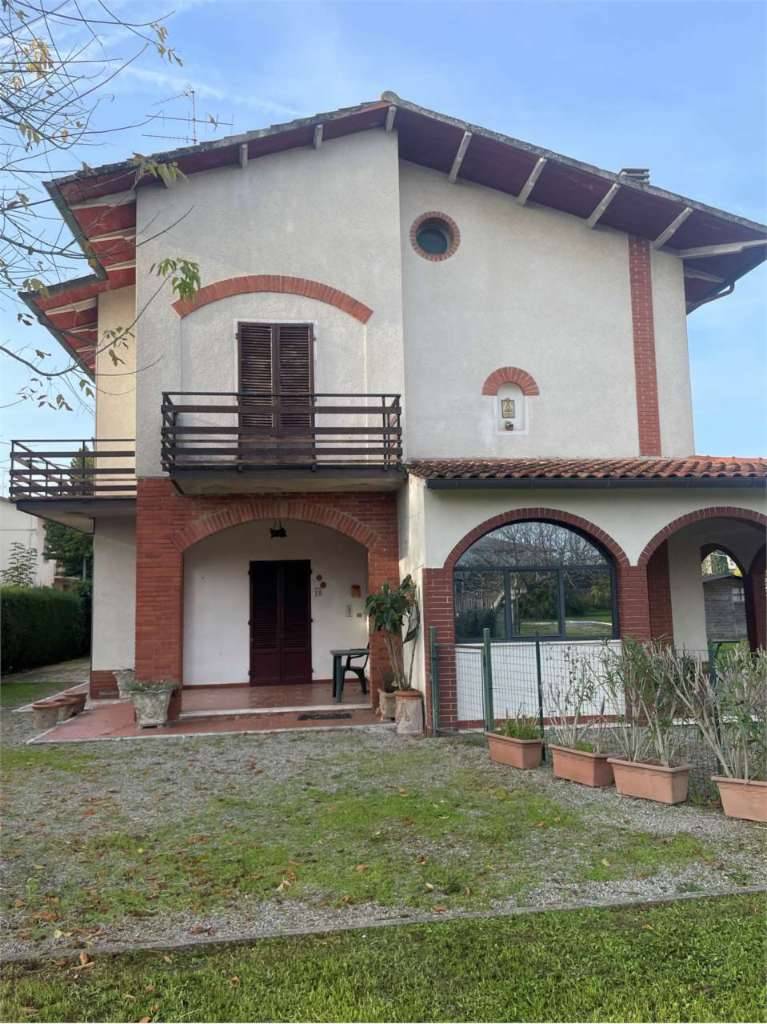 Casa Bi - Trifamiliare Cesa, Marciano della Chiana