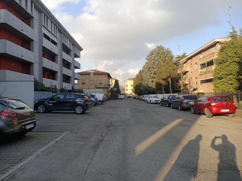 Box - Garage - Posto Auto in Vendita a Parma Via Venezia