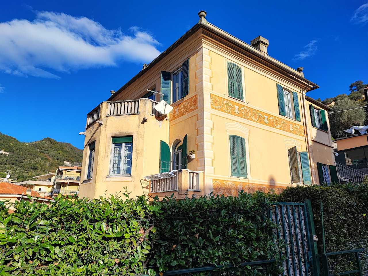 Appartamento in Vendita a Rapallo Via Privata Mimose