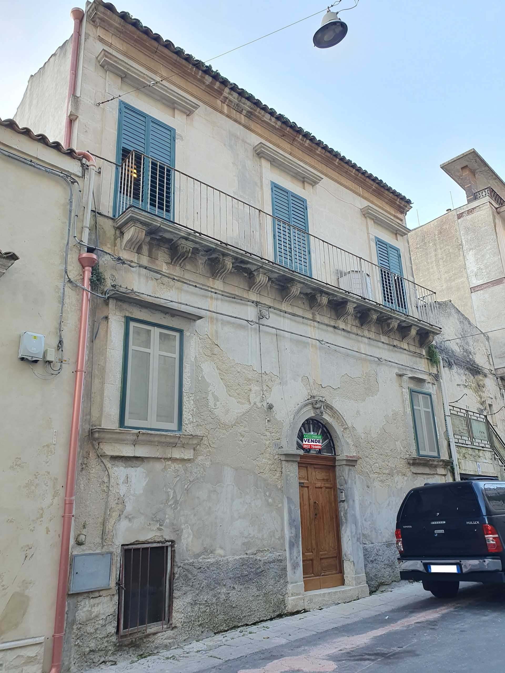 Appartamento in Vendita a Modica Via Giuseppe Garibaldi