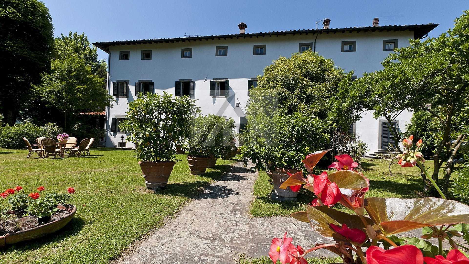 Casa indipendente in Vendita a Bagni di Lucca Via di Pizzorna