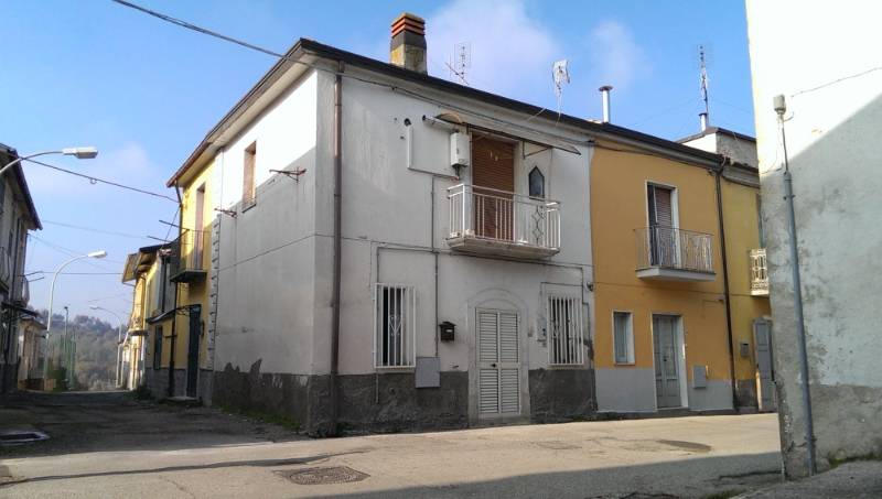 Casa indipendente via Capo Casale, San Nicola Manfredi