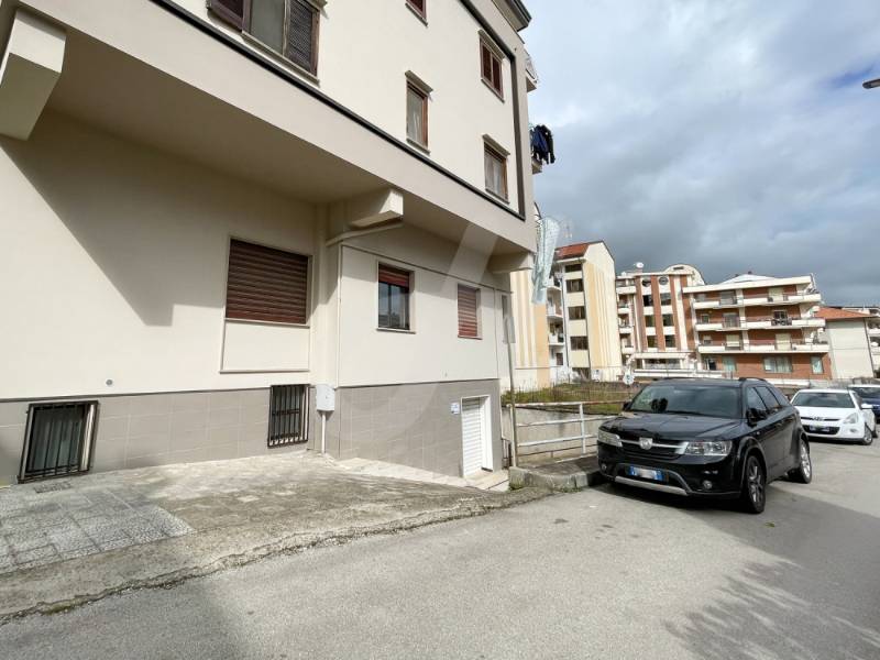 Locale commerciale Via Filippo Turati, San Giorgio del Sannio