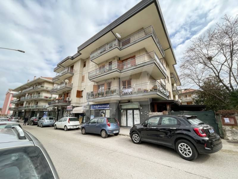Locale commerciale Via Aldo Moro, San Giorgio del Sannio