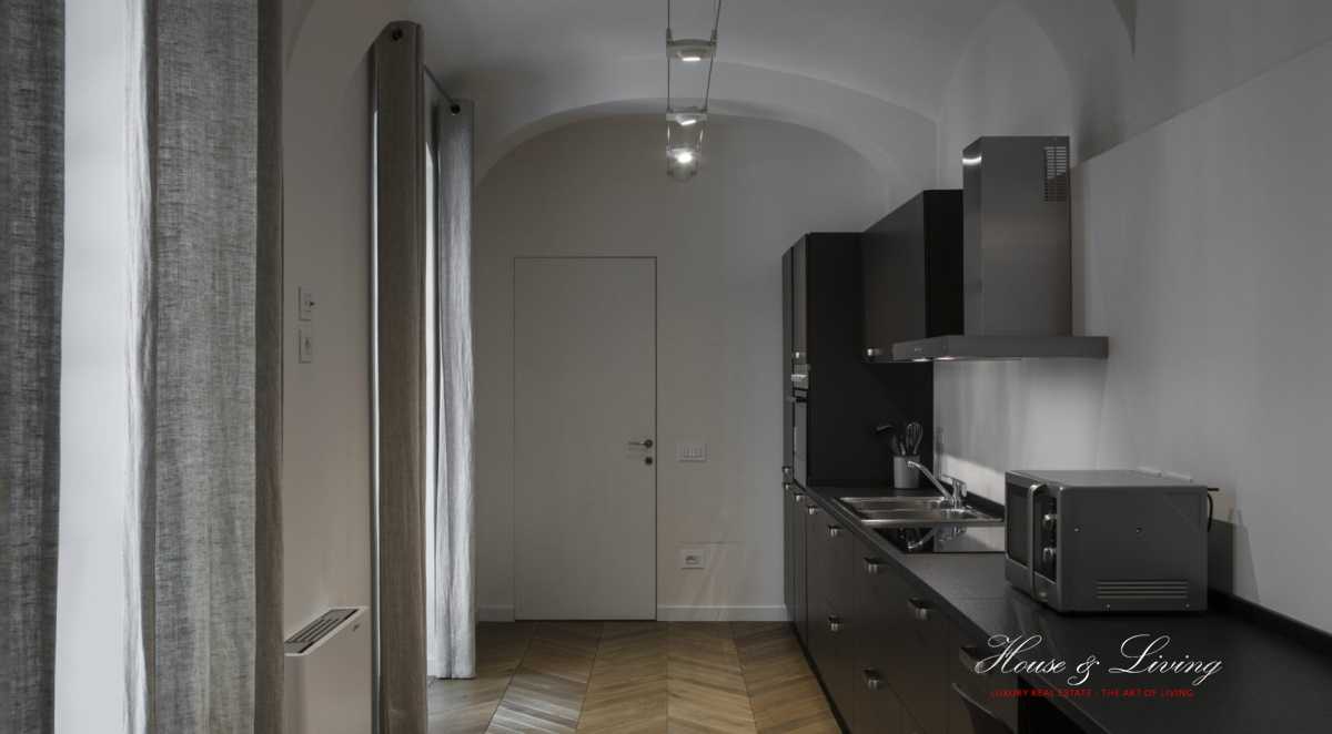 Appartamento in Affitto a Torino Via Alfieri 6