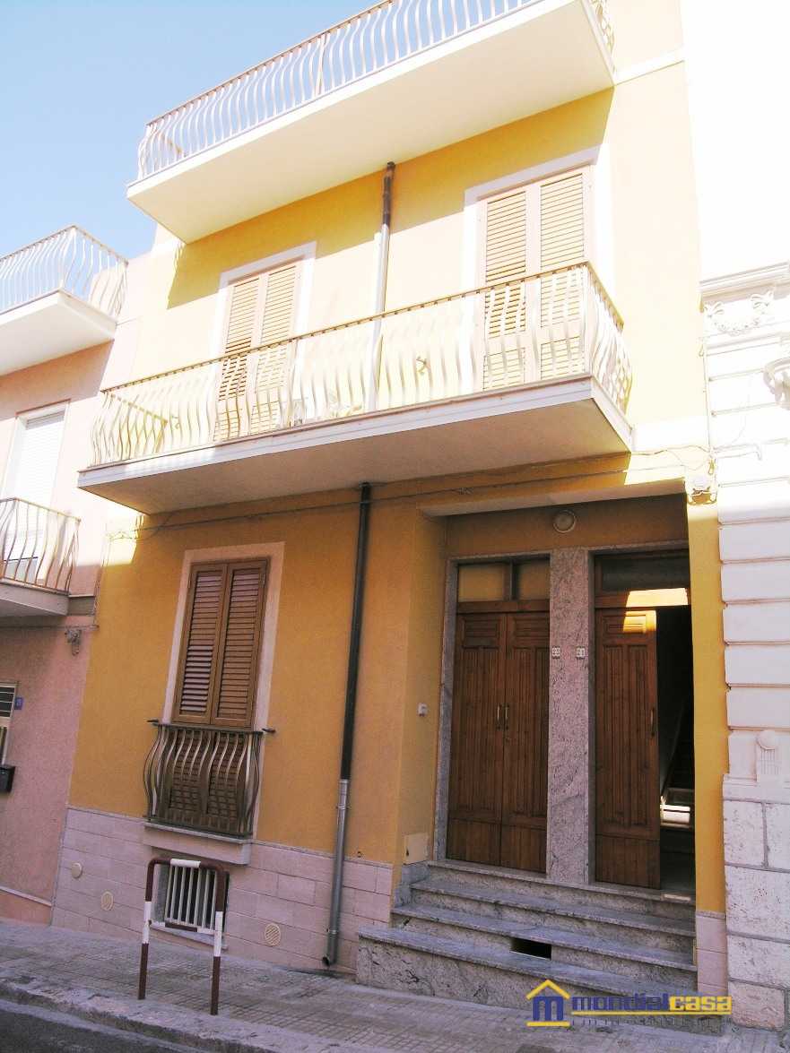 Casa indipendente in Vendita a Pachino via Sicilia
