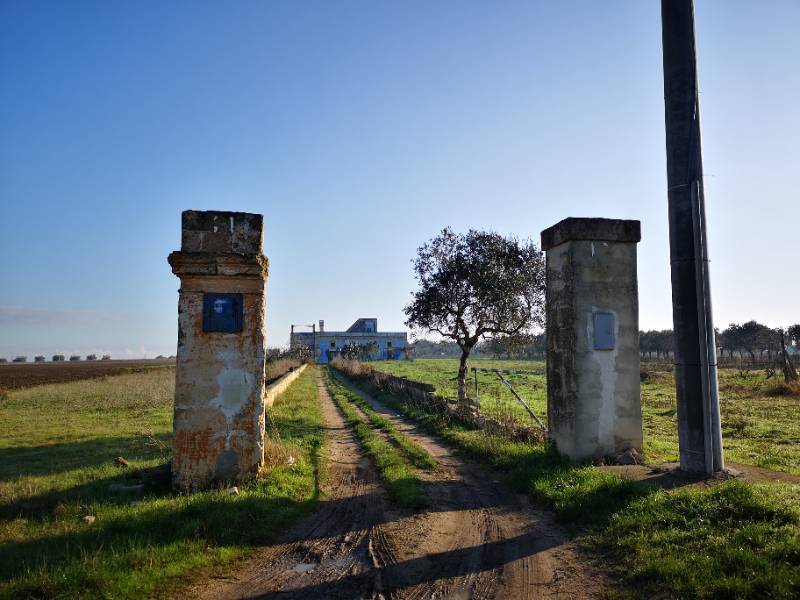 Casale strada comunale Scamporro, Veglie