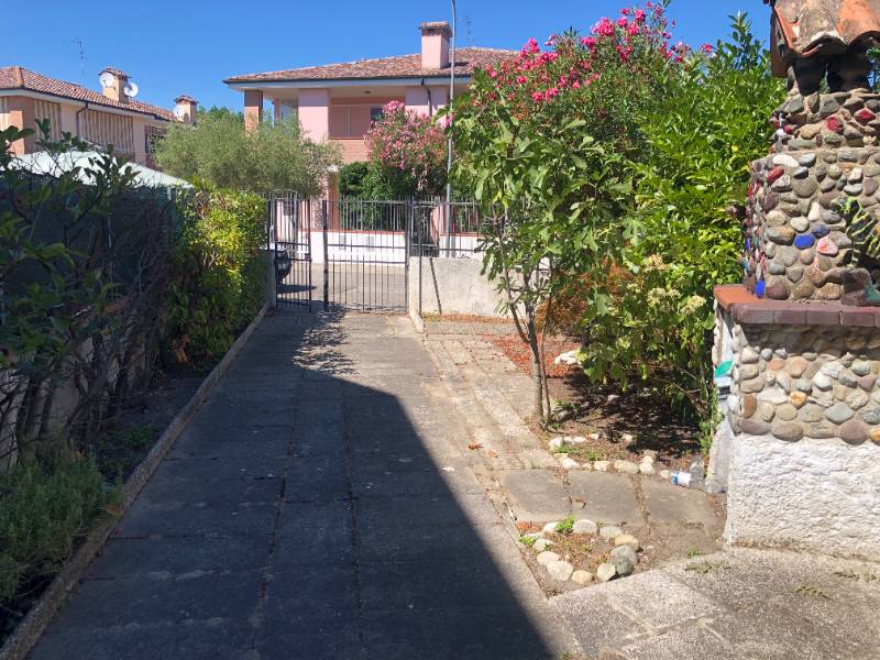 Villetta a schiera in Vendita a Comacchio viale santo domingo 37