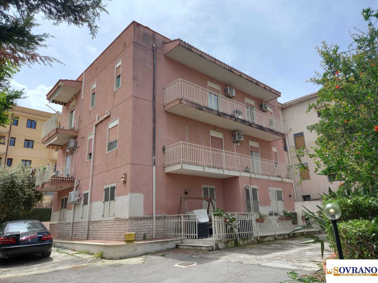 Appartamento in Vendita a Carini Via Avellino