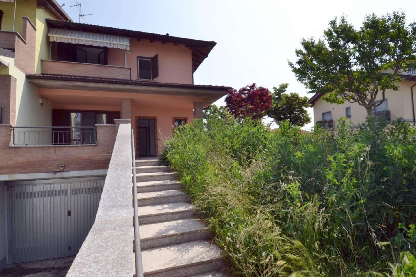 Casa Bi - Trifamiliare in Vendita a Cornegliano Laudense
