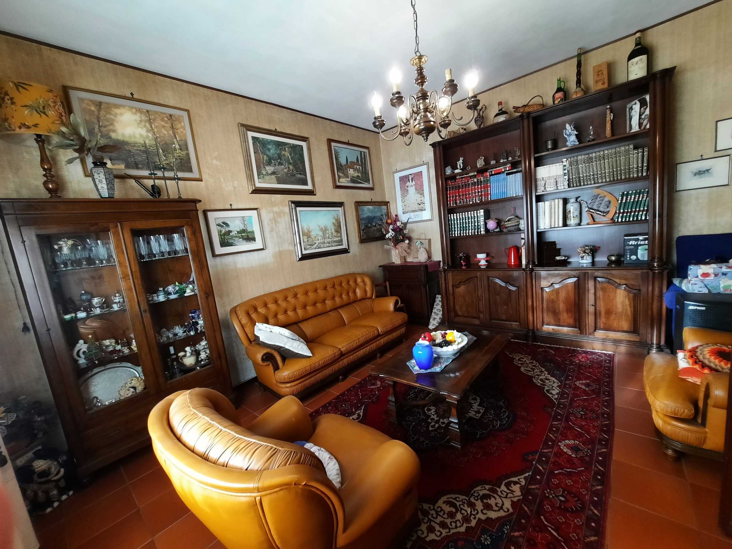 Casa indipendente in Vendita a Lucca bollori