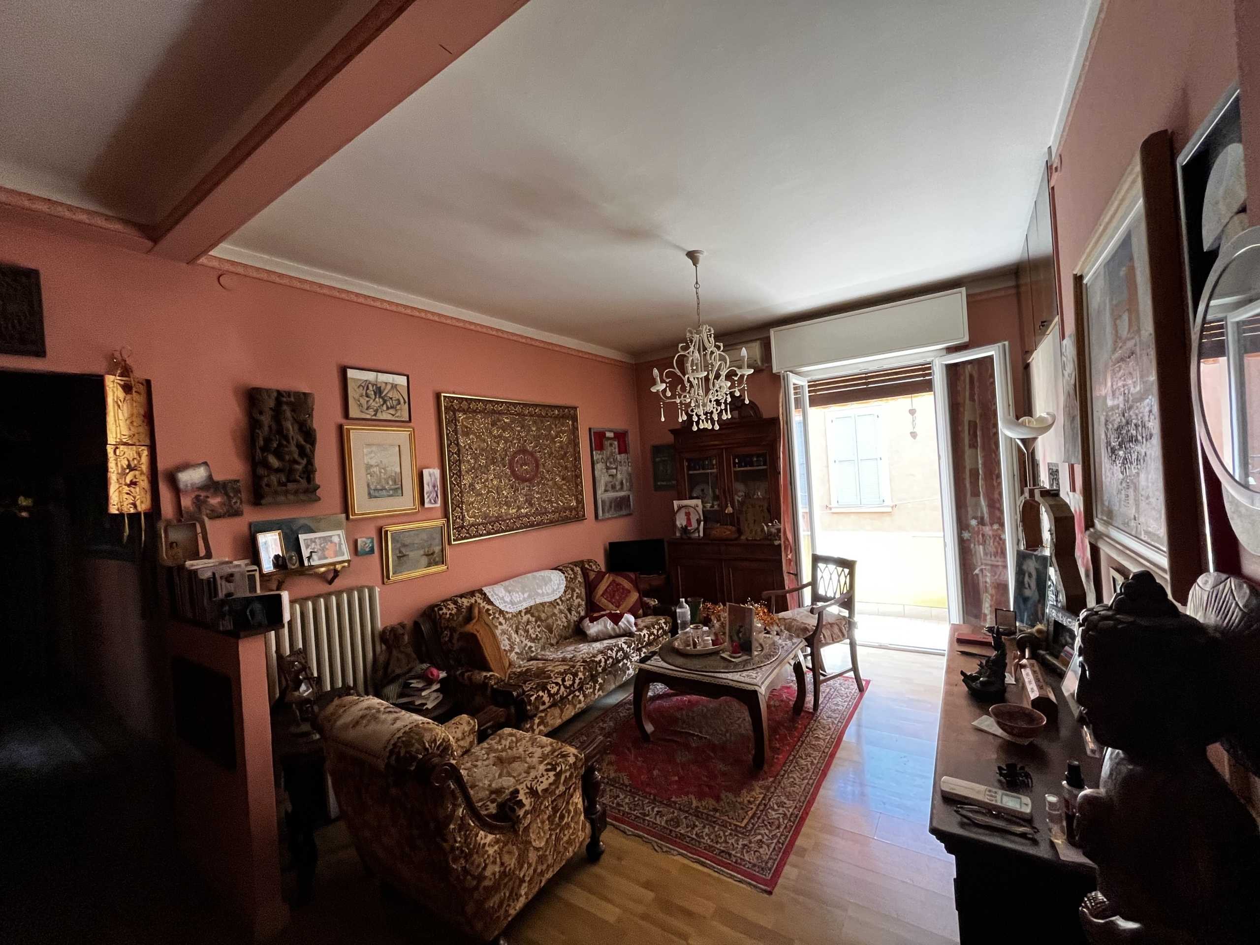 Appartamento in Vendita a Modena via Sant' Orsola