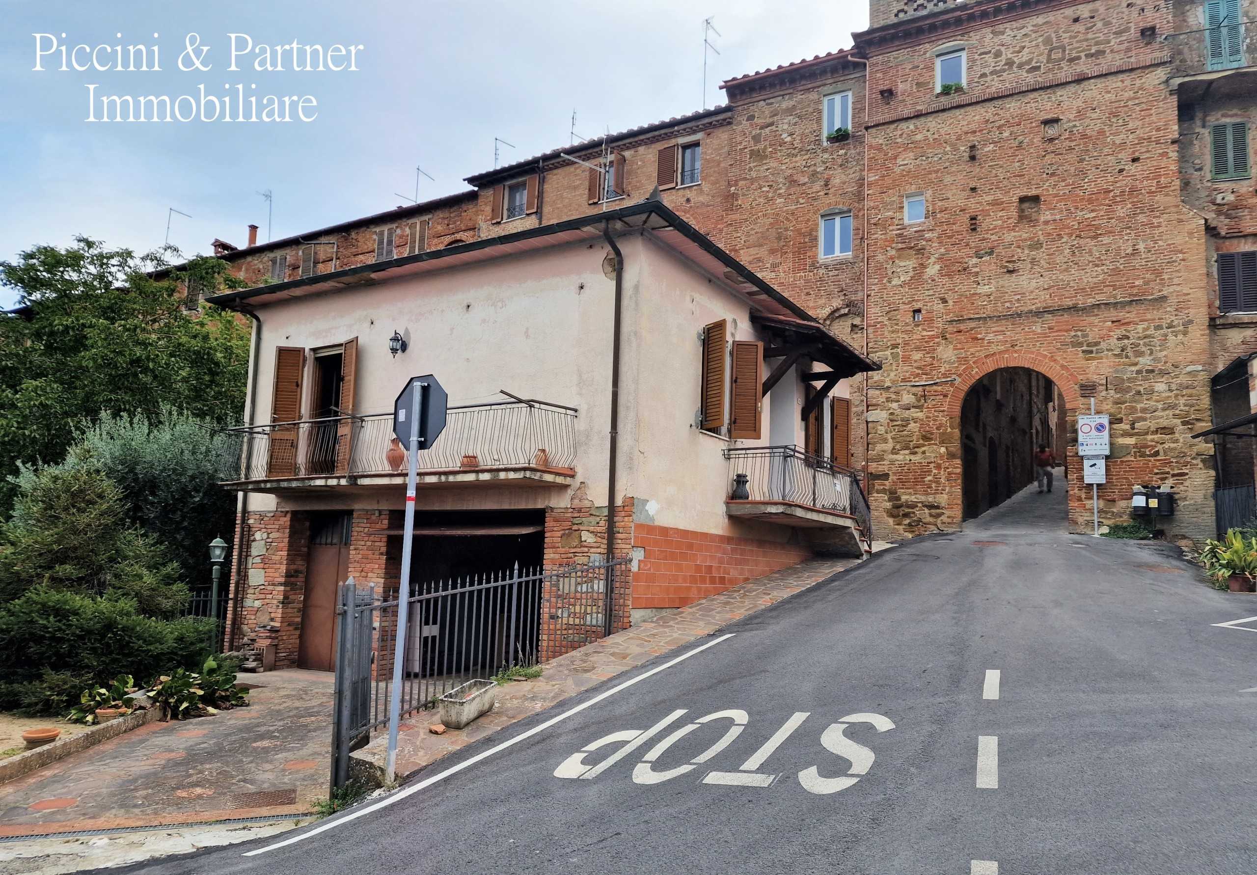 Casa indipendente in Vendita a Torrita di Siena Passeggio Giuseppe Garibaldi