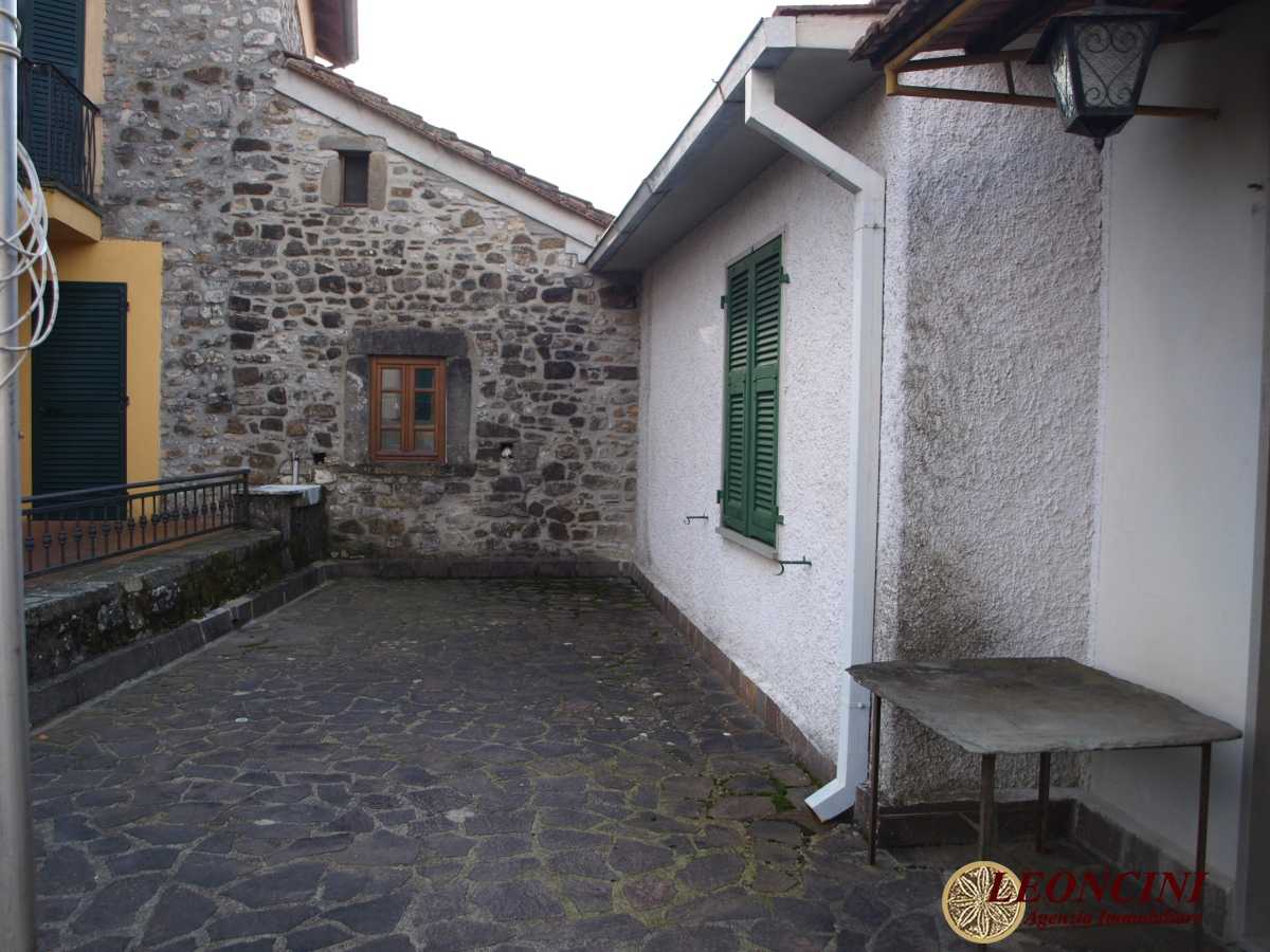 Casale in Vendita a Villafranca in Lunigiana Via provinciale per mocrone
