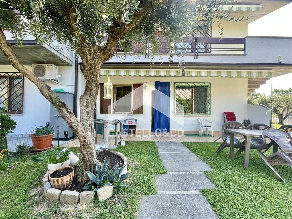 Appartamento in Vendita a Desenzano del Garda Via Colli Storici