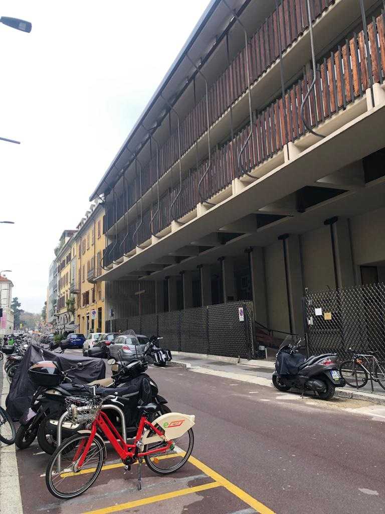 Appartamento in Affitto a Milano Via Della Commenda