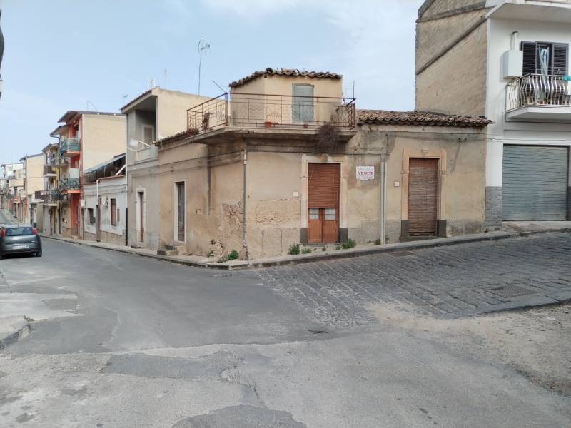 Casa indipendente Via Vittorio Veneto, Grammichele