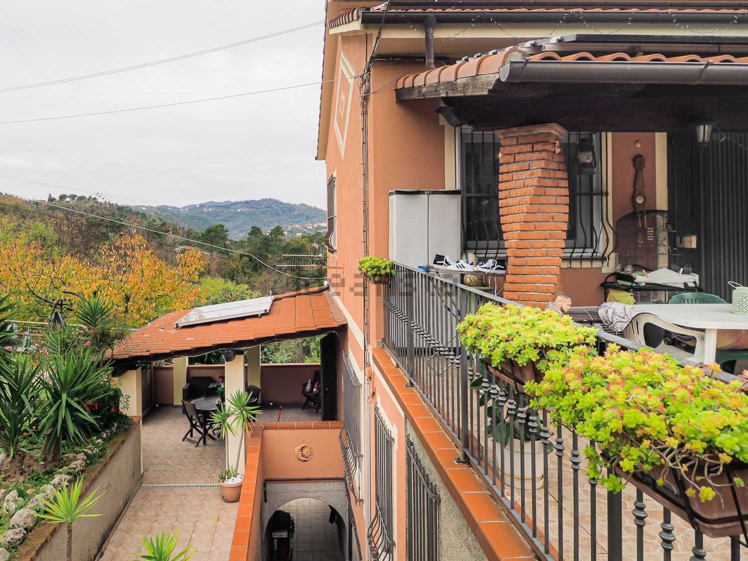 Casa indipendente in Vendita a Arcola Via Morucciola