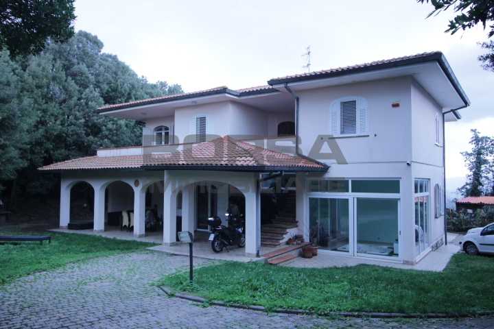 Casa indipendente in Vendita a Rosignano Marittimo Via Sgarallino