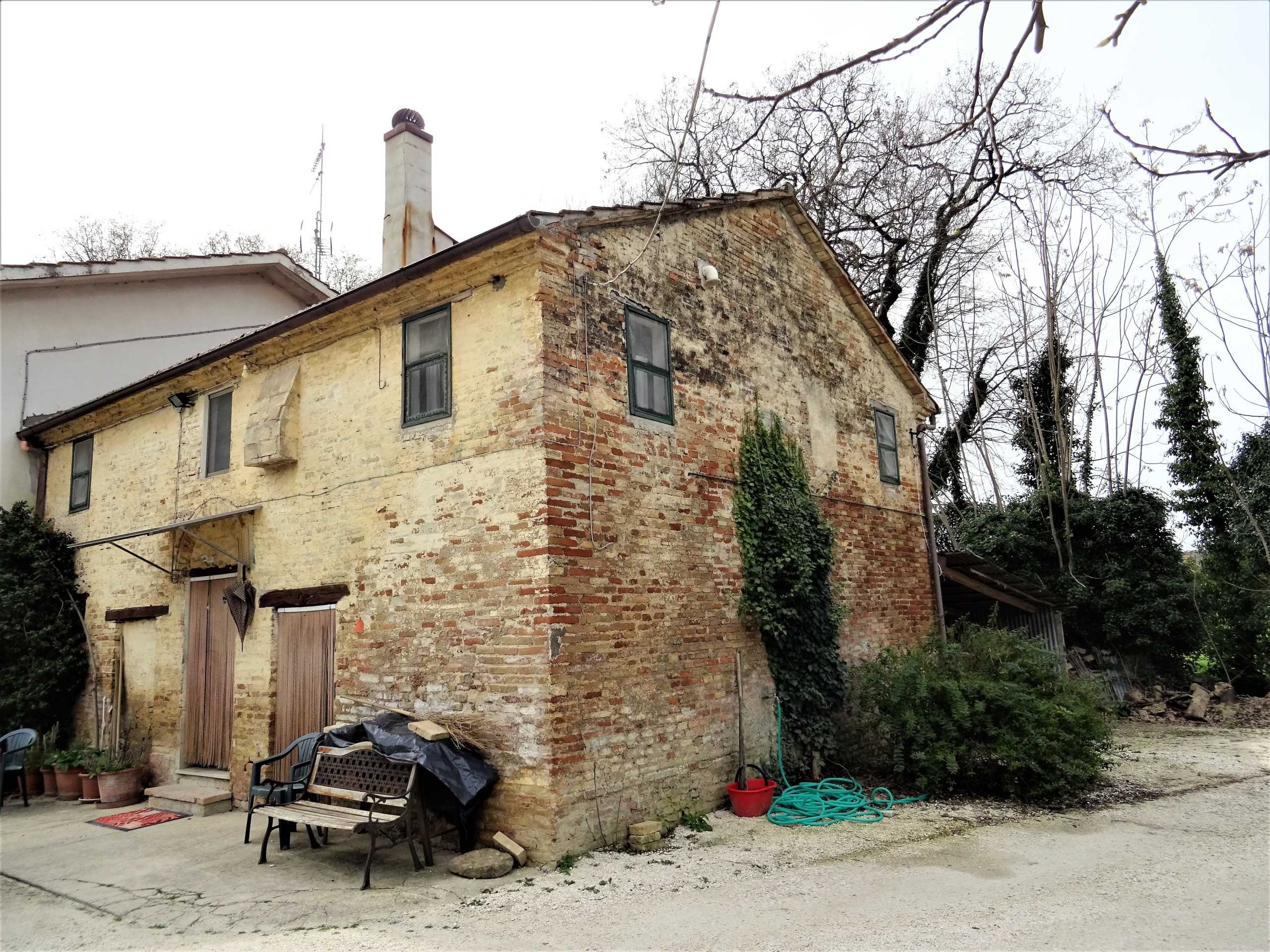 Casa indipendente in Vendita a Ostra Via del Fiume