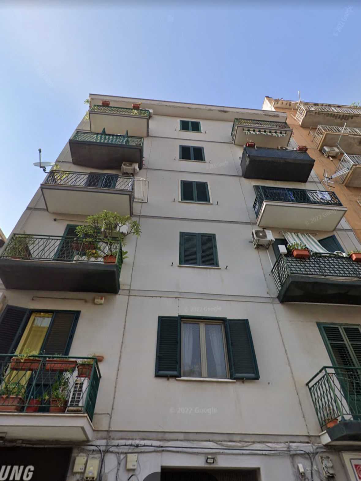 Appartamento in Vendita a Palermo VIA ALAIMO DA LENTINI