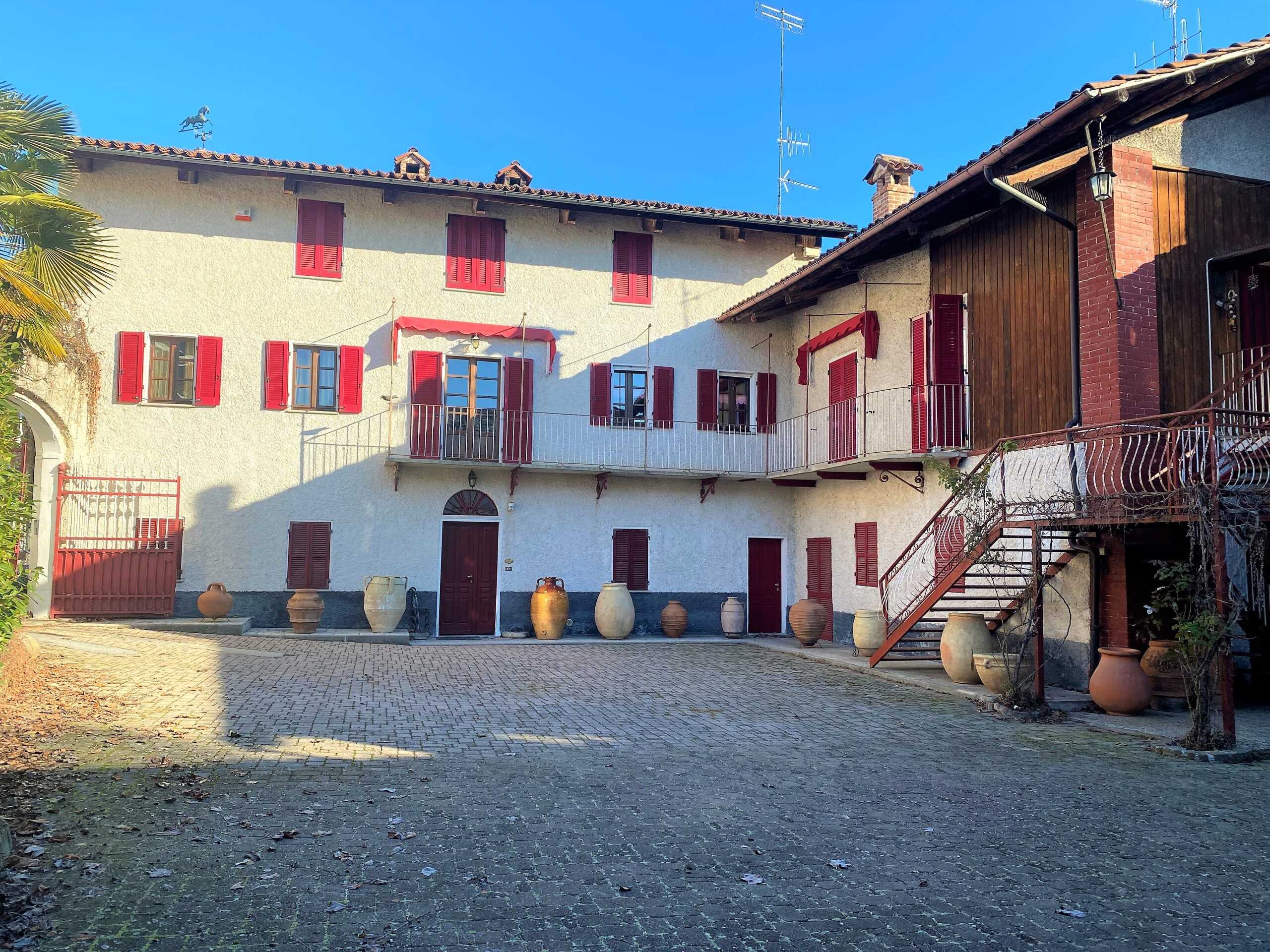 Casa indipendente Via Madonna della Neve, Clavesana