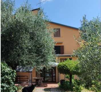 Porzione di casa in Vendita a Cantagallo Via Firenzuola