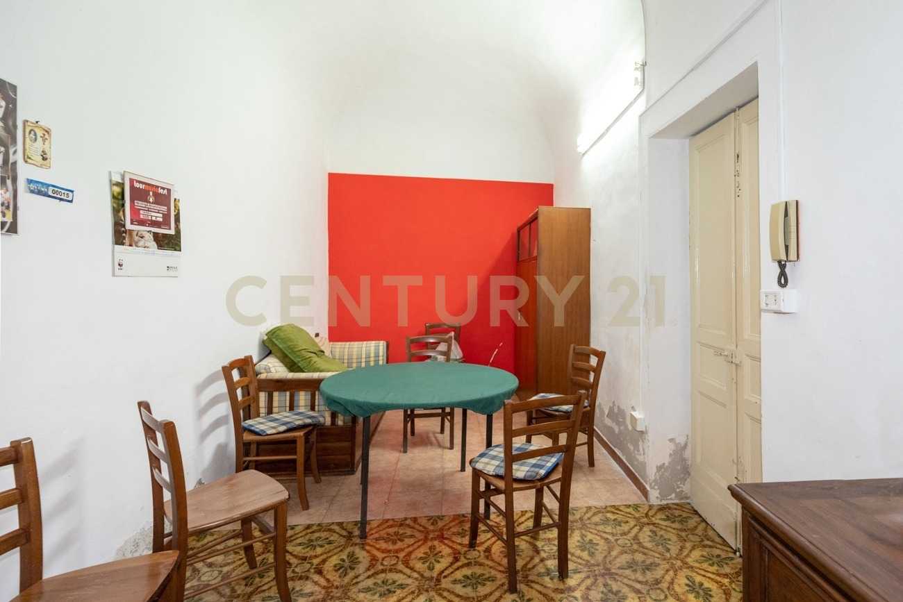 Casa indipendente Vico Palermo, Gravina di Catania