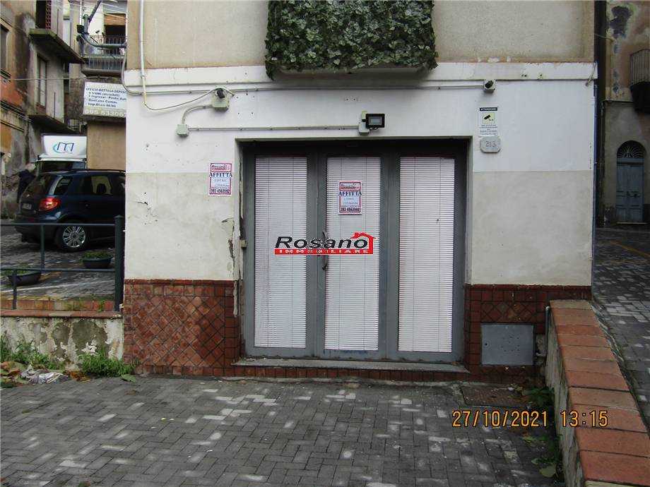 Attività  commerciale Via VITTORIO EMANUELE, Biancavilla