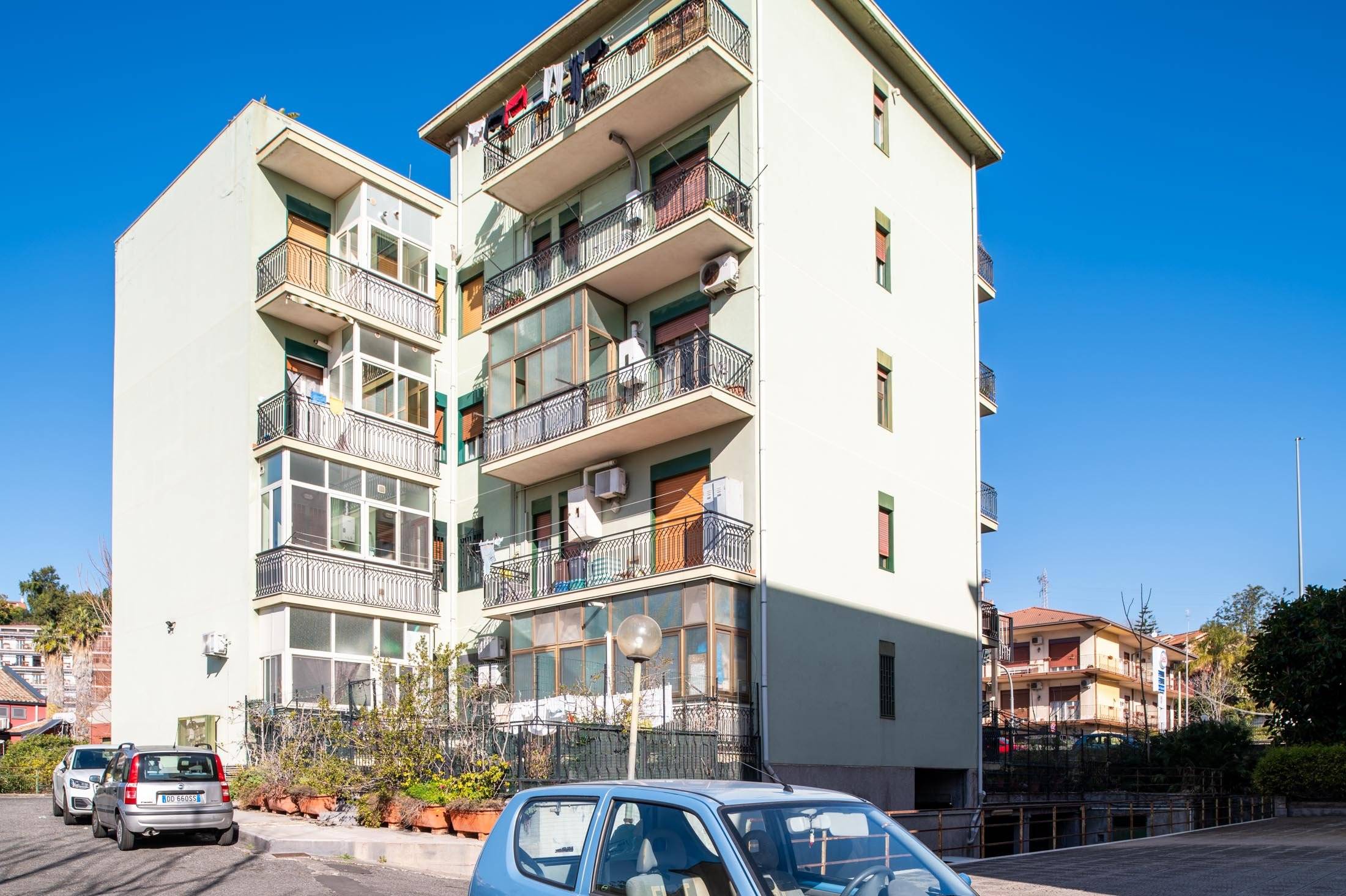 Appartamento in Vendita a Catania Via del Bosco, 407